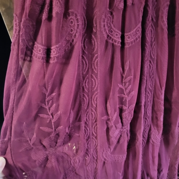 Altar'd State Marionette Maxi All Lace Dress Large Maroon Burgundy Mid Sleeve - Picture 3 of 10